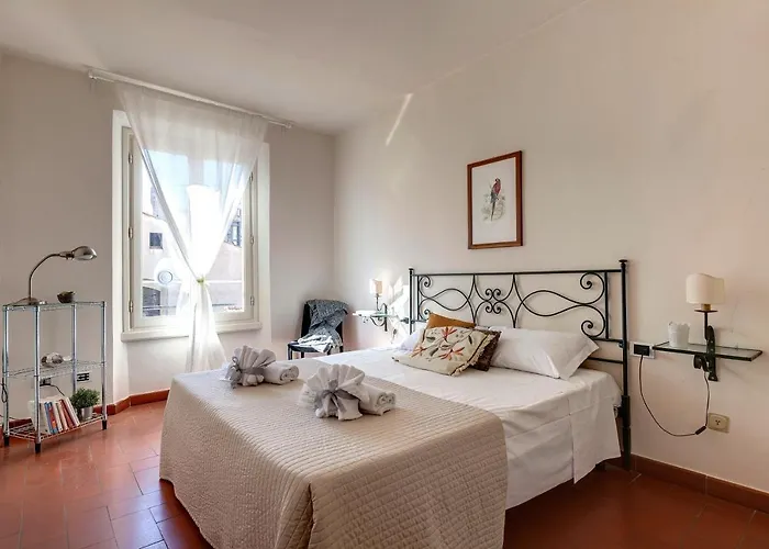 Guendalina Apartment By Mamo Florence